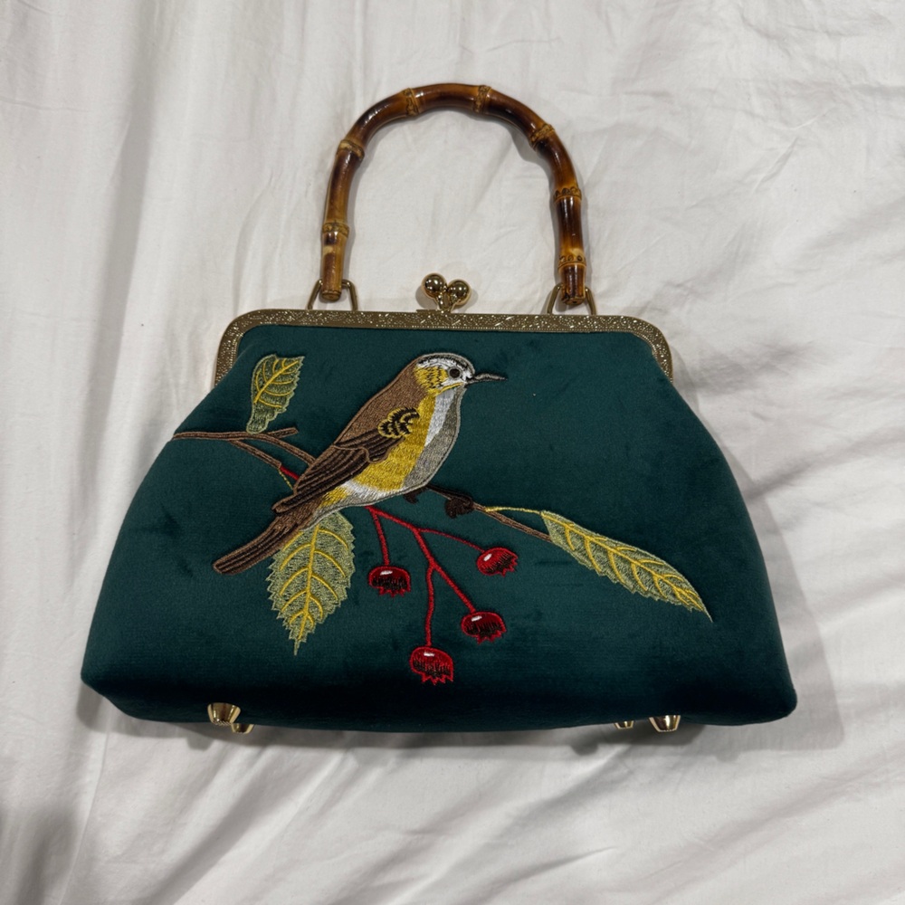 Chic Green Clutch with Bird Embroidery and Bamboo Handle